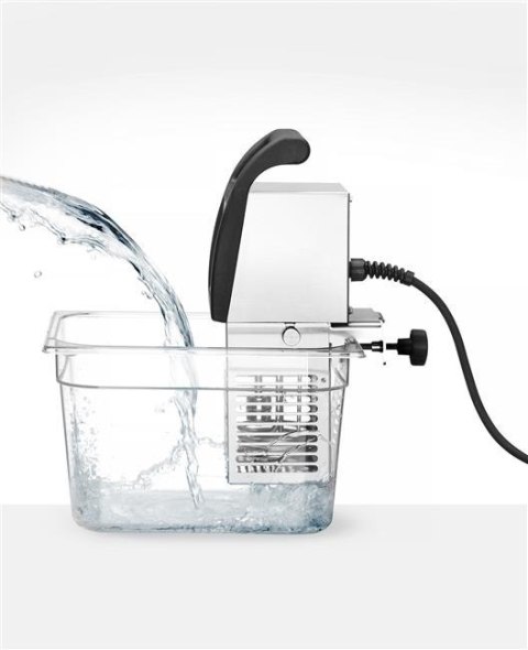 Cyrkulator zanurzeniowy do gotowania sous vide HENDI MASTERVIDE, HENDI, 56L, 230V/2000W, 137x215x(H)361mm Cyrkulator zanurzeniowy do gotowania sous vide HENDI MASTERVIDE, HENDI, 56L, 230V/2000W, 137x215x(H)361mm