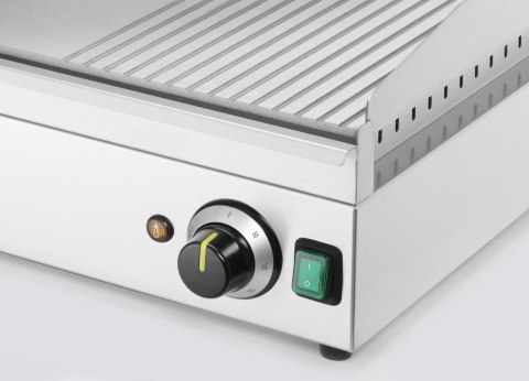 Płyta grillowa w ? żebrowana, HENDI, Kitchen Line, 2/3 gładka, 1/3 ryflowana, 220-240V/3500W, 697x474x(H)241mm