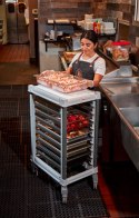 Wózek CAMBRO Camshelving® do transportu pojemników 9 × GN 1/1
